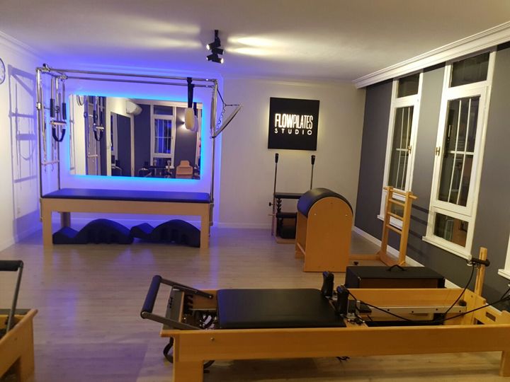 Flow Pilates Academy
