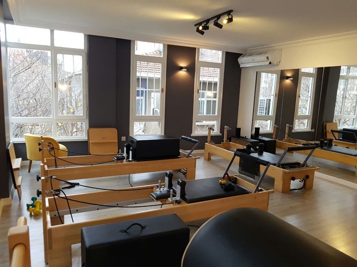 Flow Pilates Academy